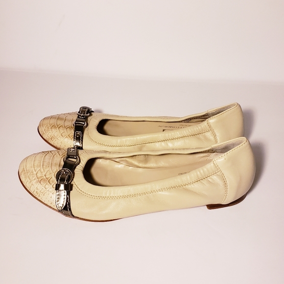 AGL Ballet Leather Cream Flats - Picture 4 of 7